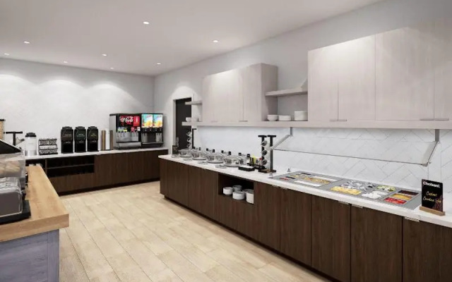 Staybridge Suites Montreal Airport St-Laurent