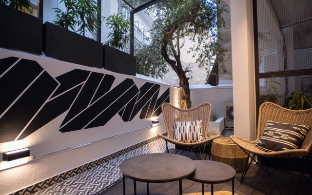 The H Experience Boutique Apartments Athens