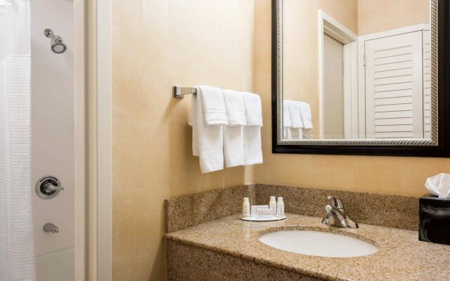 Courtyard by Marriott St Louis Creve Coeur