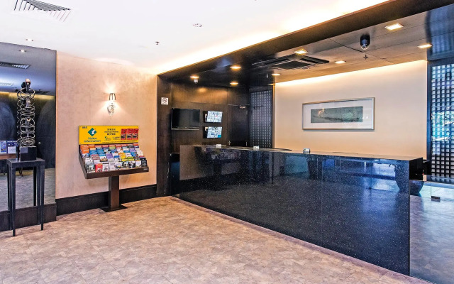 Hotel 81 Tristar