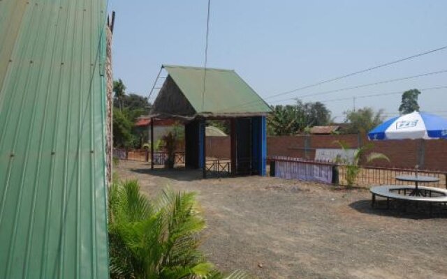 Lakeview Hostel