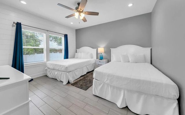 White Sands Beach Retreat, Panama City Beach