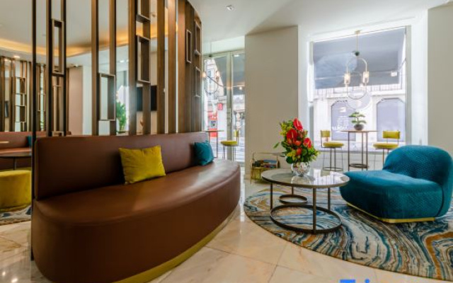 The 7 Hotel, Suites, Studios & Apartments