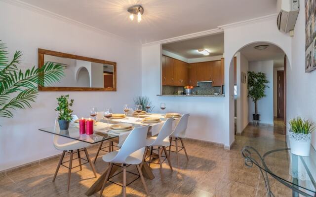 Luxurious Apartment in Empuriabrava With Sea View