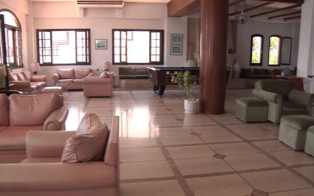 Horizon Beach Hotel