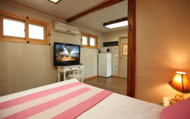 Apple farm stay