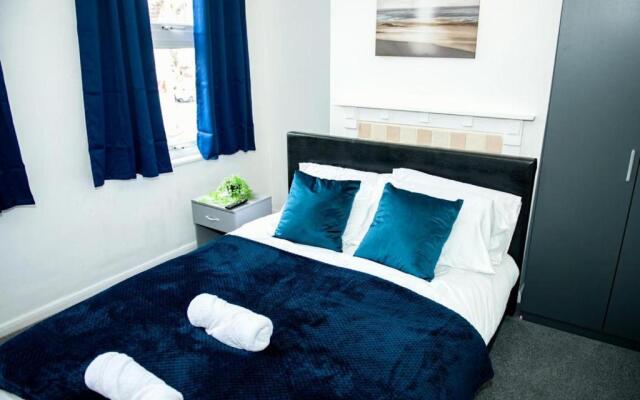Lovely 3-bed House in Dartford
