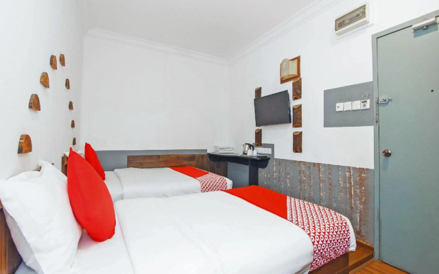 Hotel Five 2