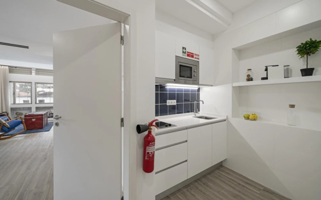Drapes Design Apartments II by An Island Apart