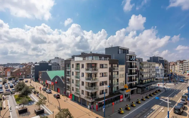 South-facing Apartment for 4 Guests