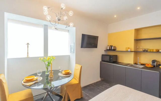 Como Dreams Apartments by Rent all Como