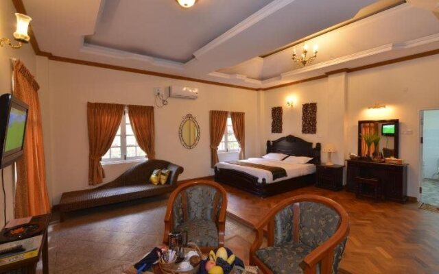 Royal Reward Resort