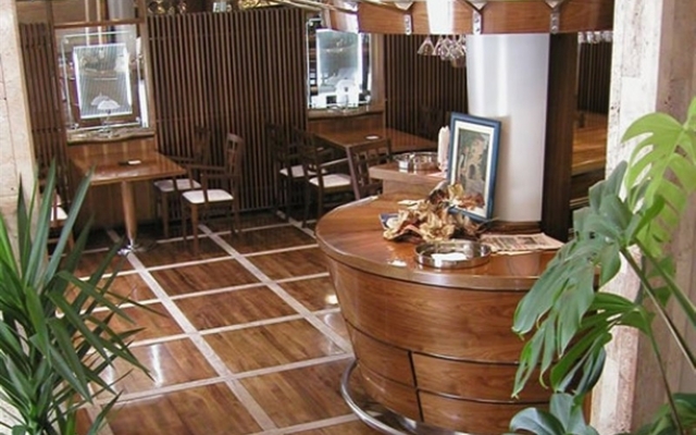 Hotel Brass