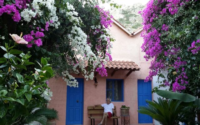 S West Crete Cottage