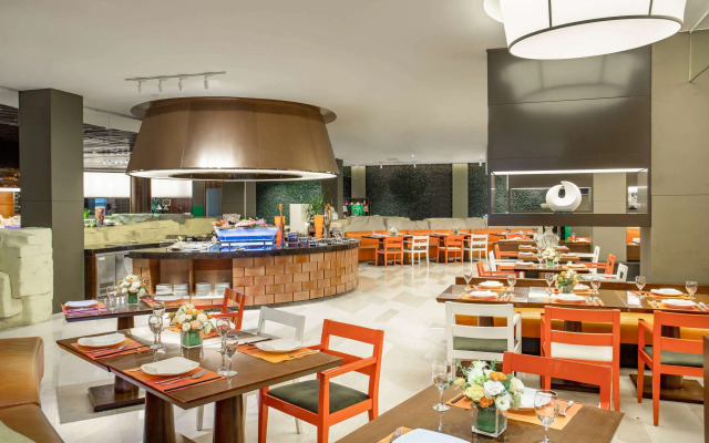 Wyndham Garden Yuhuan Downtown