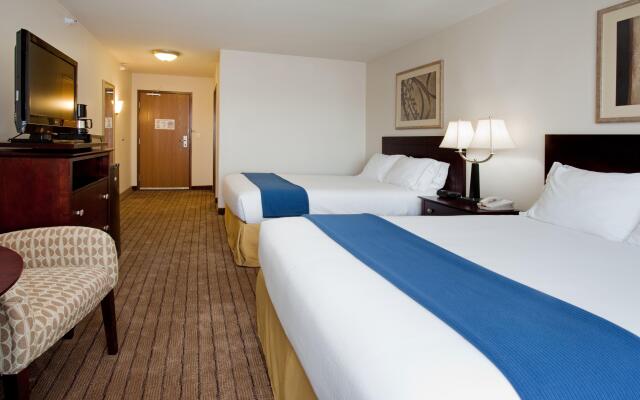 Holiday Inn Express & Suites Buffalo, an IHG Hotel