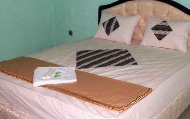 Azifa Guest House