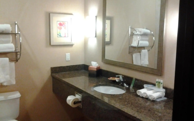 Holiday Inn Express Vernal-Dinosaurland by IHG