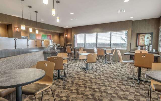 MainStay Suites Hobbs