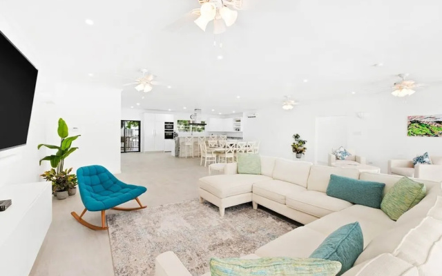 Moonflower by BSL Rentals