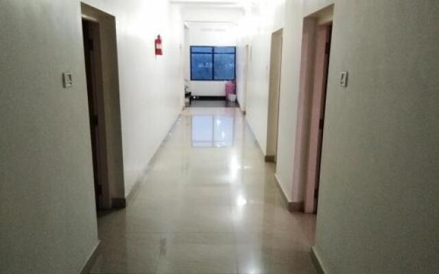 Hotel GGT Grand