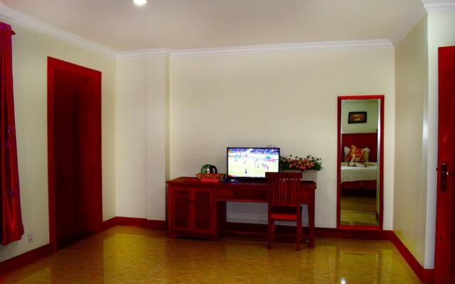 Vanne Hotel
