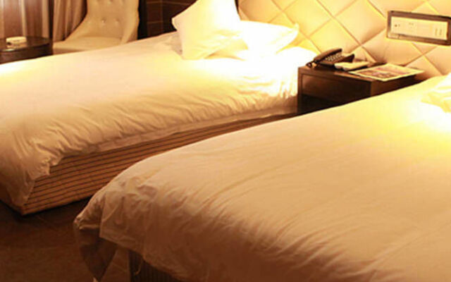 Taizhou Qingmu Hotel