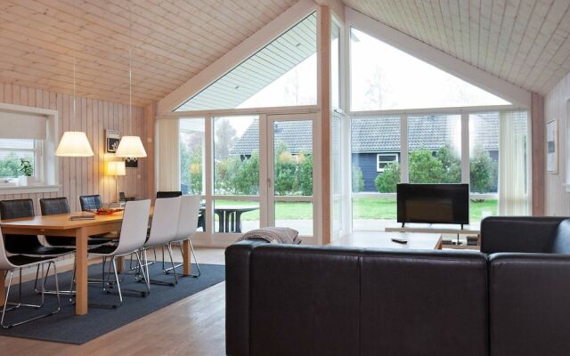 Charming Holiday Home in Væggerløse With Indoor Whirlpool