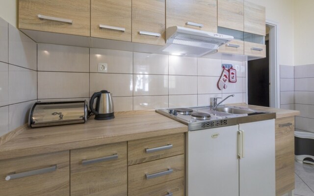Apartment Mira