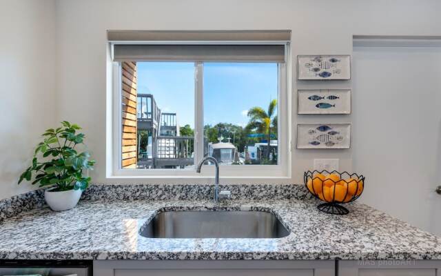 Escape Coastal Resort on Casey Key