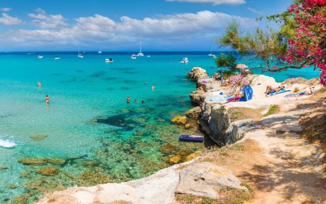 Villa 2 Sunset With Pool on Seashore