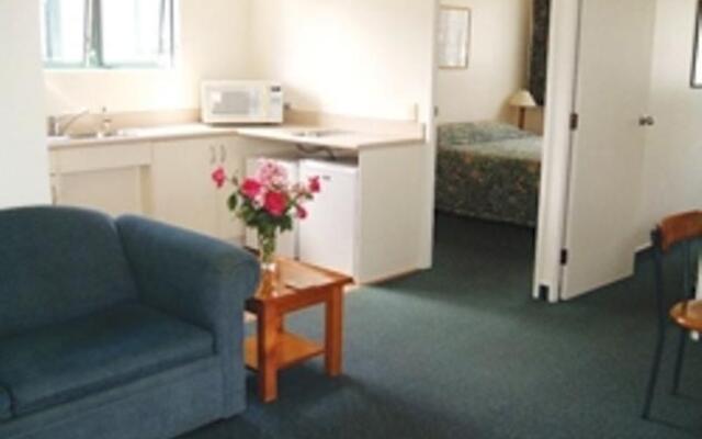 Coromandel Court Motel