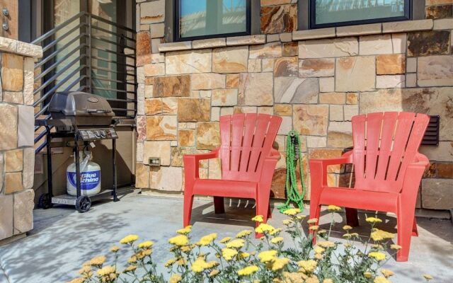 3780 Blackstone Drive Townhouse by RedAwning