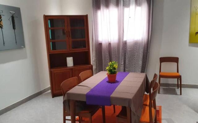 2 Chambres Salon A Sacre Coeur