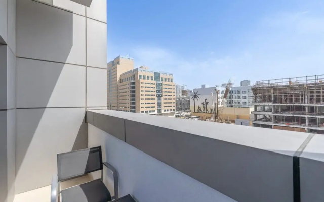 Incredible Studio in Jumeirah Village Circle