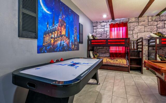 Family Paradise Space Themed Perfect Location