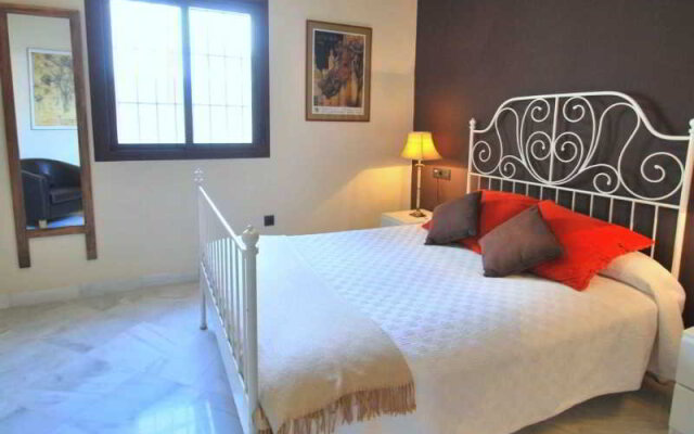 Living Sevilla Apartments