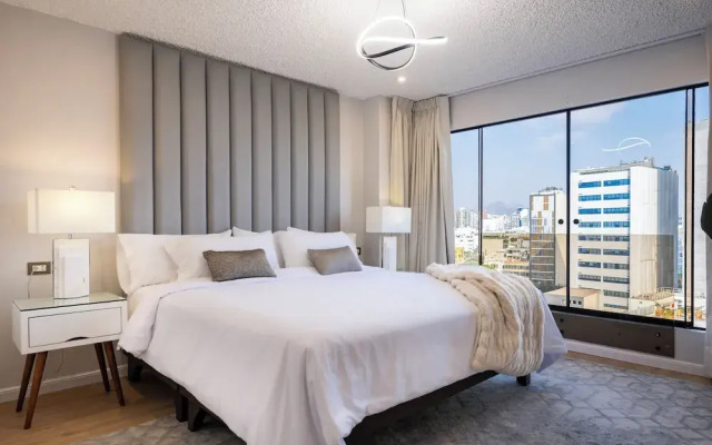 OceanFront Larcomar Apartments