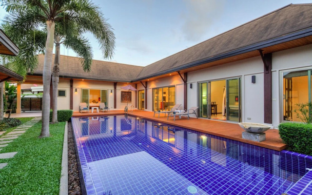 Emerald Pool Villa