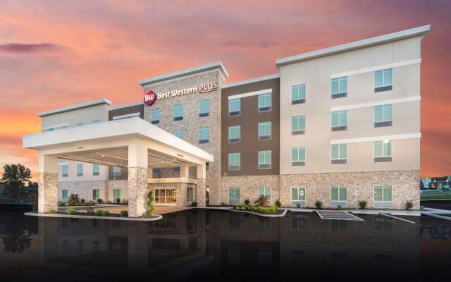 Best Western Plus St. Louis Airport Hotel