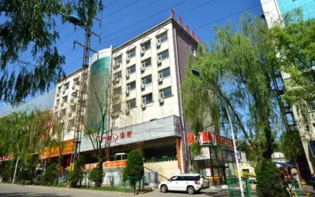 Pod Inn Chain Hotel (Taiyuan Chaoyang Street Clothing Market)
