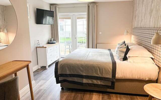 Beach House Hotel