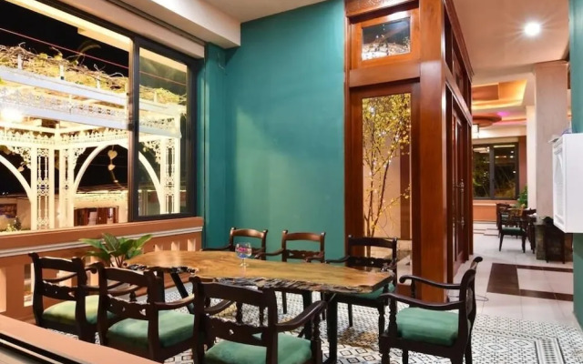 Nathalie's Vung Tau Restaurant & Hotel