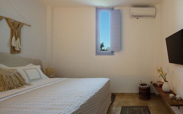 Antiparos Luxury Villas