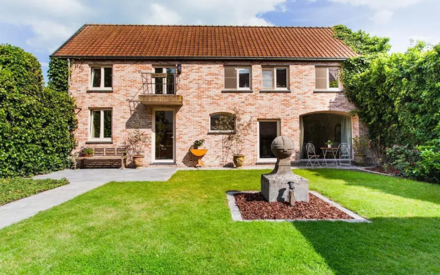 Luxe Historische Stadsvilla in Hartje Oudenaarde