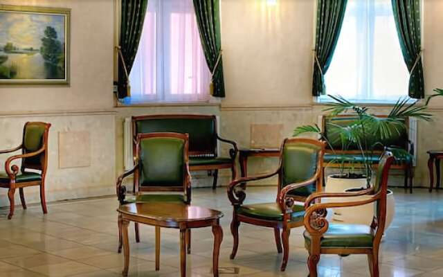 Moskva Hotel