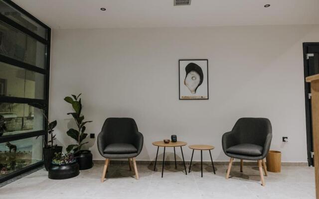 Pearl Apartel C2