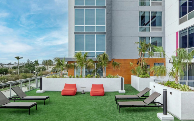 Aloft Fort Lauderdale Airport & Cruise Port