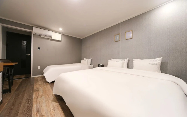 Changwon Yonghodong Max