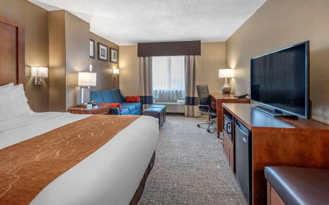 Comfort Suites Terre Haute University Area